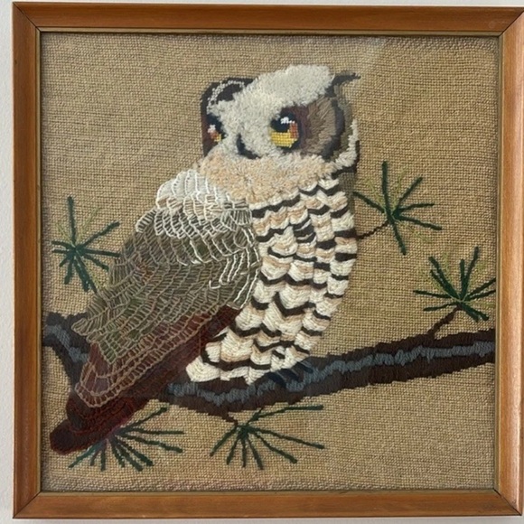 Handmade Other - Vintage Gorgeous crewel fibre art Boho 1970s Owl framed under glass 15.5x15.5